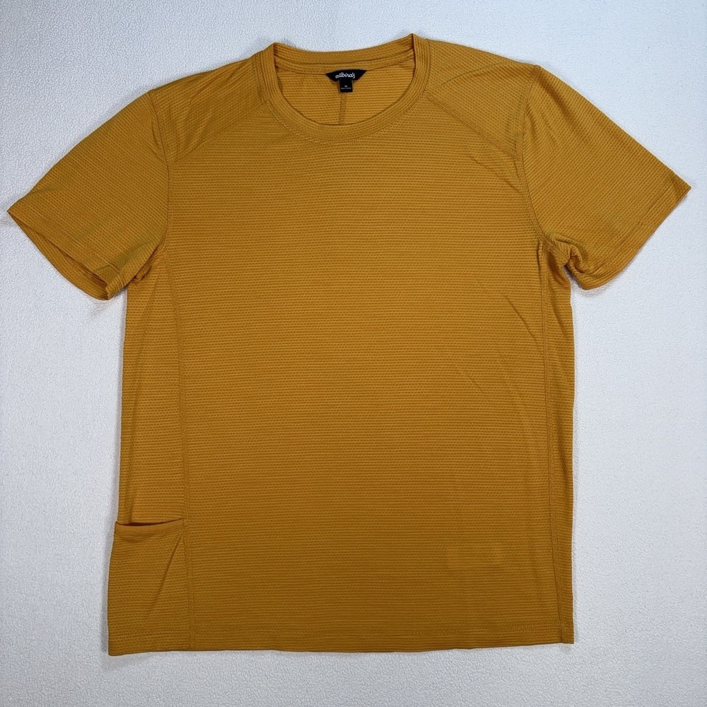 Allbirds Natural Run Tee T-Shirt Men's M Yellow Merino Wool Pocket Lightweight
